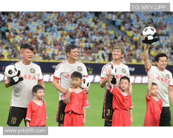 足球明星背后的阴影与追逐者的秘密故事 足球明星背后的阴影与追逐者的秘密故事